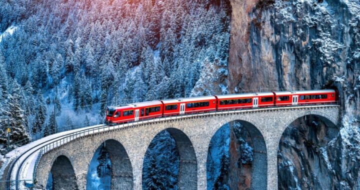 El Bernina Express: Un Viaje Escénico a Través de los Alpes Suizos