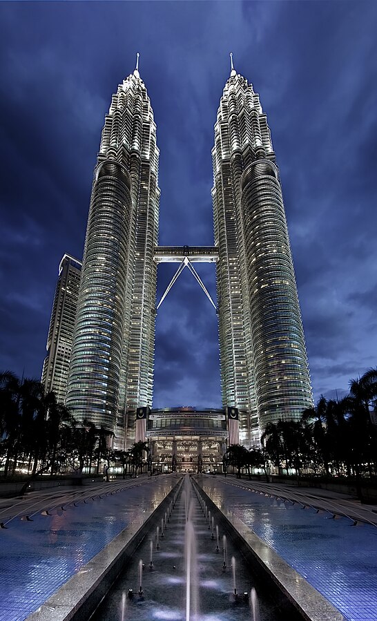 Petronas Panorama Ii (1)